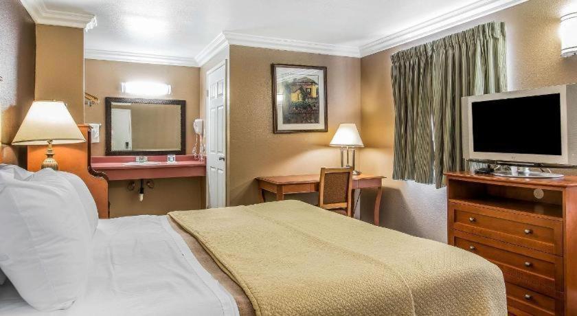 Rodeway Inn Вентура Екстер'єр фото