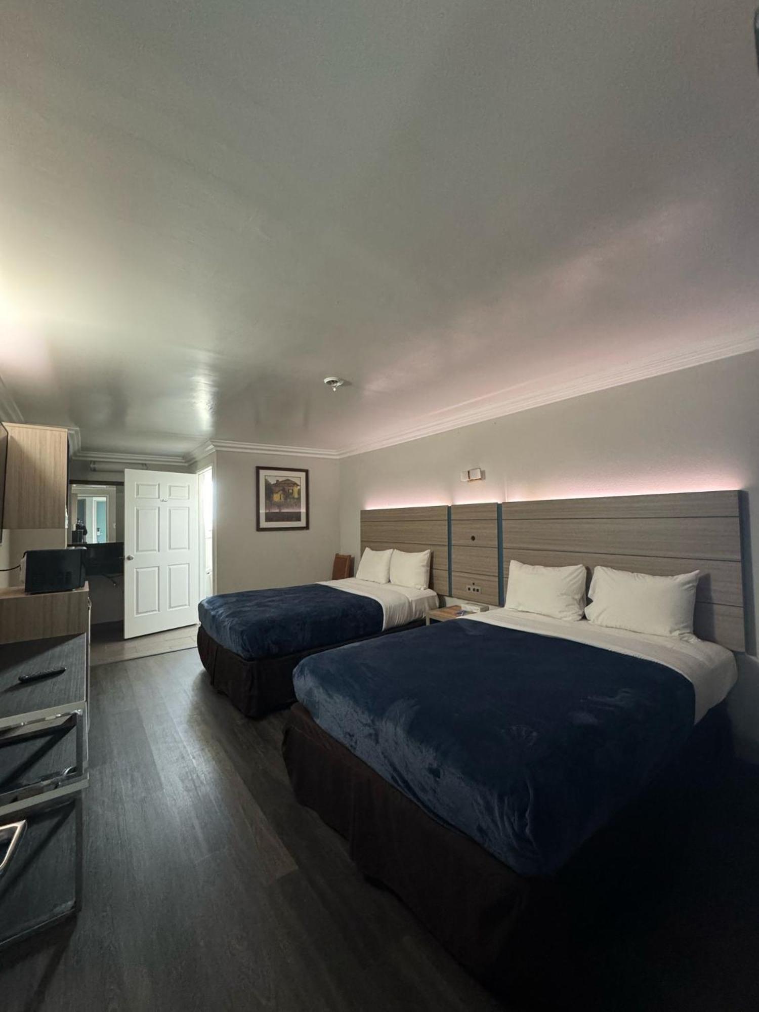 Rodeway Inn Вентура Екстер'єр фото